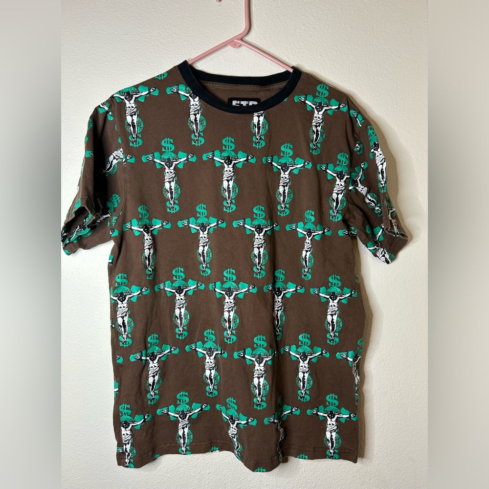 FTP RARE Jesus Crucifix Money World Brown T Shirt Size Large.